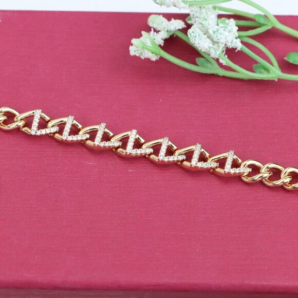 "Elegant Rose Gold Zigzag Chain Bracelet with Dazzling CZ Stones, XPBL0944 - Picture 11 of 12